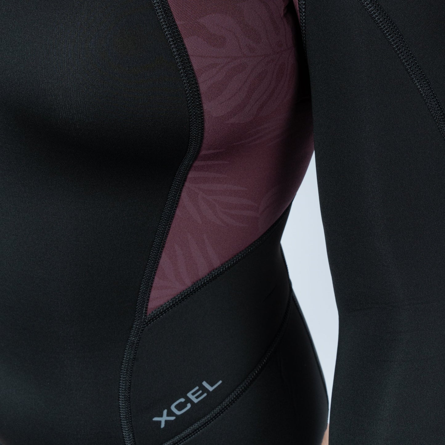 XCEL WOMEN'S AXIS LONG SLEEVE BACK ZIP CHEEKY CUT SPRING SUIT 2MM(Womens Axis Long Sleeve Back Zip Cheeky Cut Spring Wetsuit 2mm)