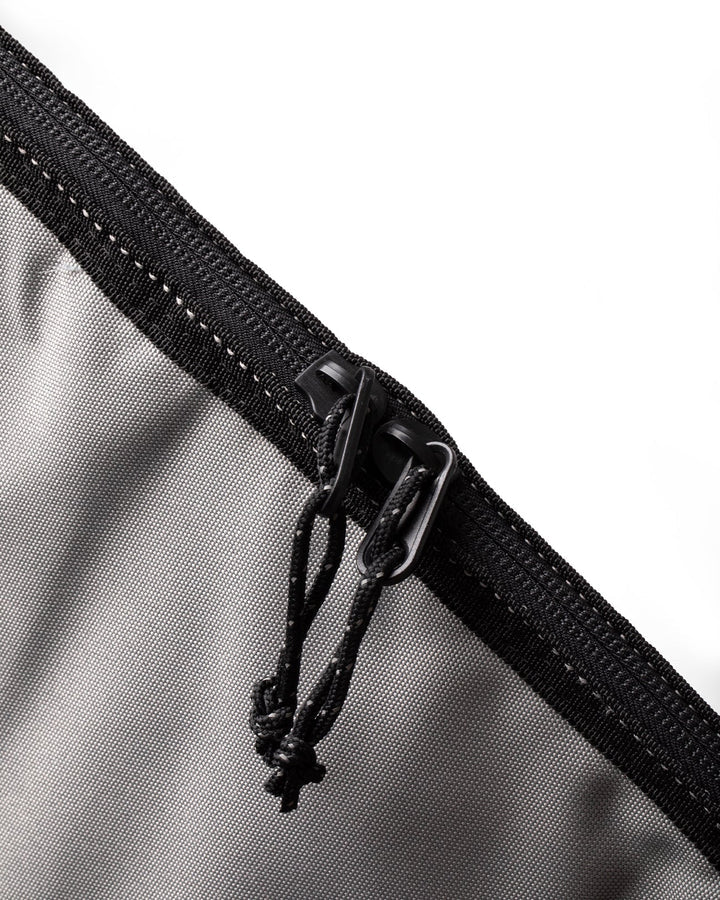  CREATURES OF LEISURE FISH ICON SURFBOARD BAG SILVER BLACK(Creatures Of Leisure Fish Icon Board Bag Silver Black)