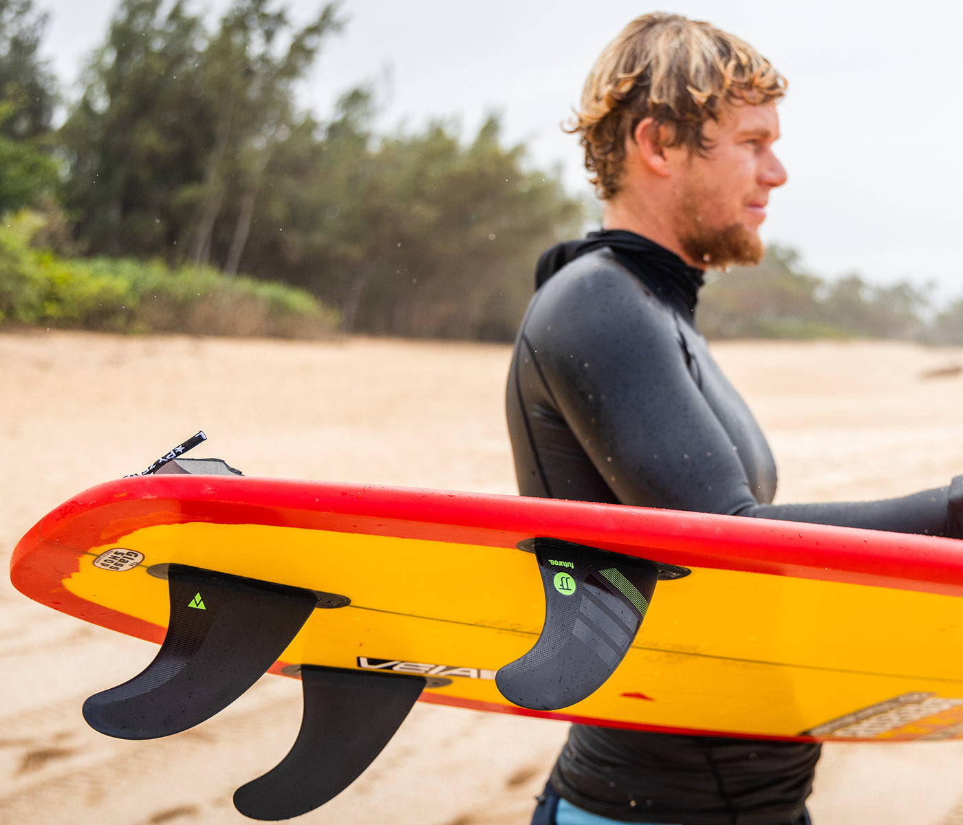  FUTURES FINS JJF MEDIUM ALPHA THRUSTER - CARBON/GREEN(Futures Fins Jjf Medium Alpha Thruster Carbon Green)