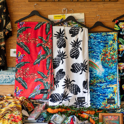  SLOWTIDE JUNGLE BIRDS X HOFFMAN FABRICS TOWEL(Slowtide Jungle Birds X Hoffman Fabrics Towel Copy)