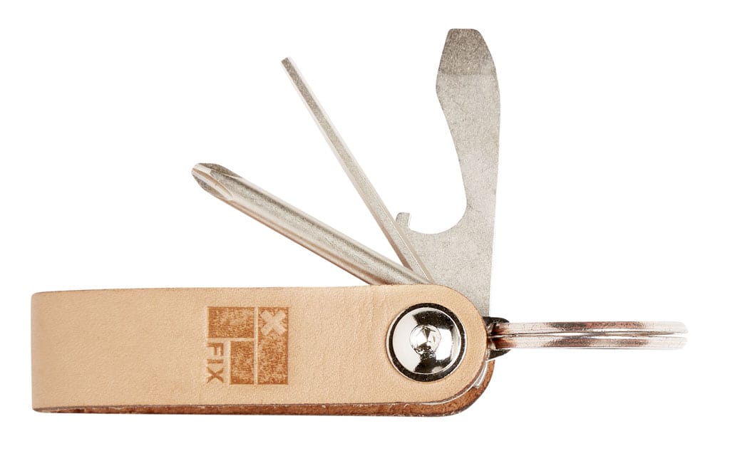  FIX MANUFACTURING SURF TOOLS KEYCHAIN(Fix Manufacturing Surf Tools Cloak Keychain)