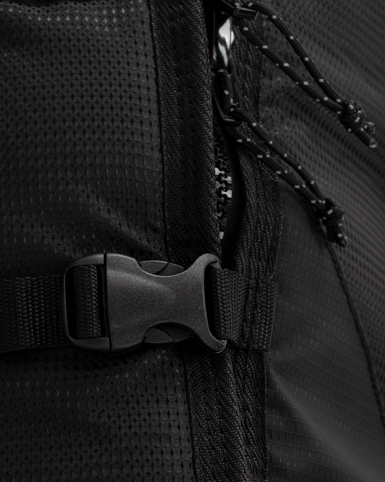  CREATURES OF LEISURE TRIPLE SHORTBOARD TRAVEL BAG(Creatures Of Leisure Shortboard Triple Dt 2 0)