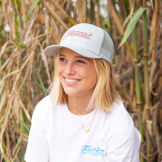  STEWART SCRIPT RETRO TRUCKER HAT(Stewart Script Retro Trucker Hat)