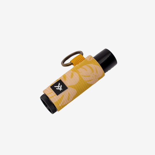  THREAD WALLET LIP BALM KEYCHAIN(Thread Wallet Lip Balm Keychain)