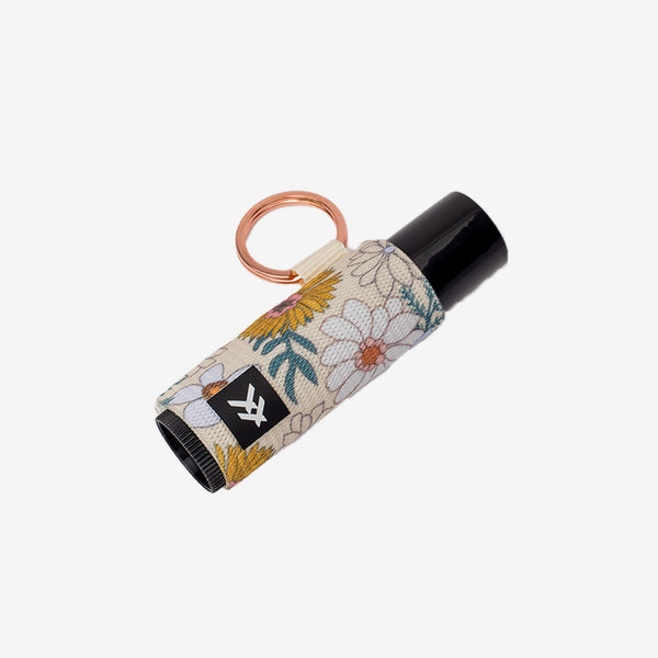  THREAD WALLET LIP BALM KEYCHAIN(Thread Wallet Lip Balm Keychain)